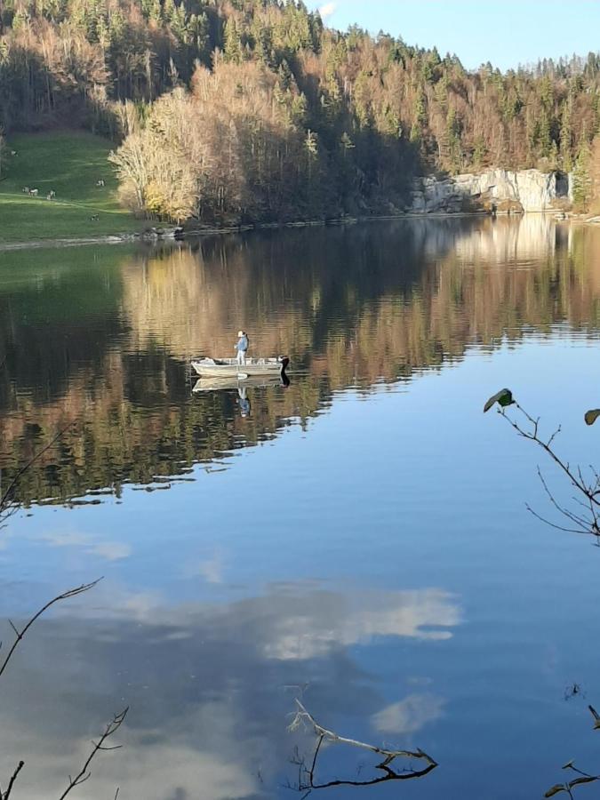 Un Ptit Chalet Les Brenets Eksteriør bilde